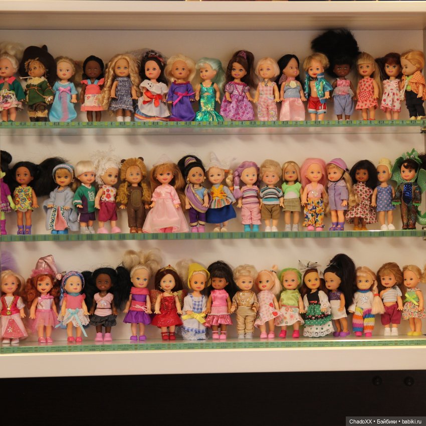 Витрины с мини-куклами. Часть 1: Келли и компания (фото 4)