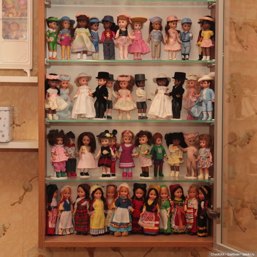 Витрины с мини-куклами. Часть 3: Мадам Александр и Ко (фото 3)