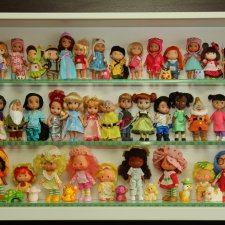 Витрины с мини-куклами. Часть 4: мультяшки
