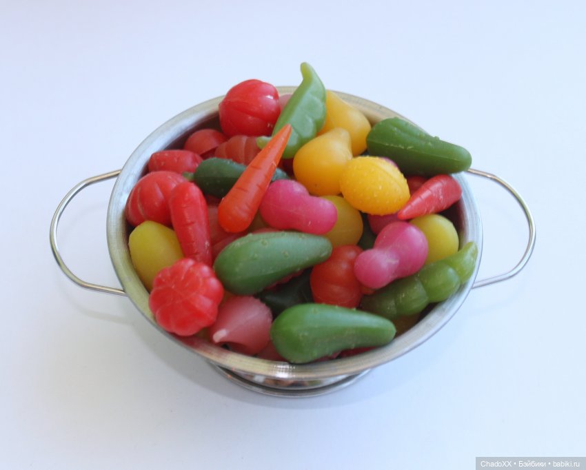 Друзья детства. Маленькие игрушечки из СССР: фигурки, разности