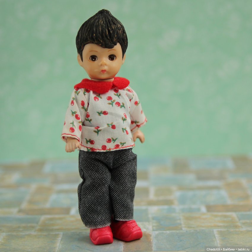 Витрины с мини-куклами. Часть 3: Мадам Александр и Ко (фото 4)