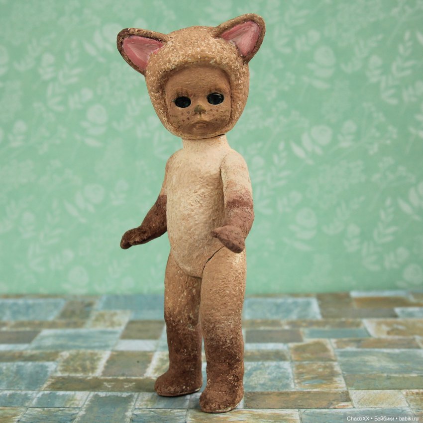 Витрины с мини-куклами. Часть 3: Мадам Александр и Ко