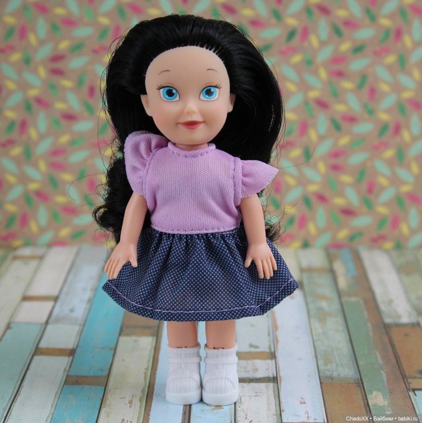 Витрины с мини-куклами. Часть 2: Еви и компания (фото 7)