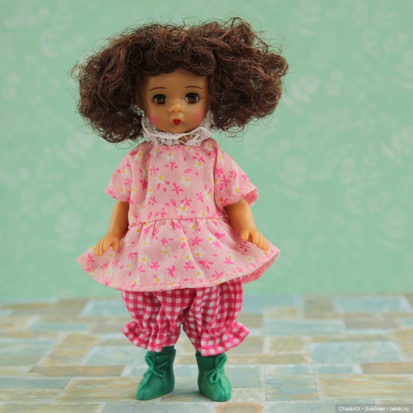 Витрины с мини-куклами. Часть 3: Мадам Александр и Ко (фото 8)