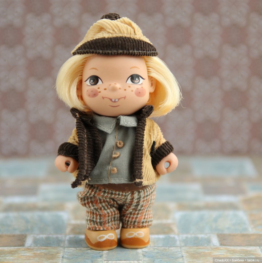 Мультяшки с верхней полочки: Такара, Мими, Запф Шу-шу, Курн кидз, Соня кидз, София Прекрасная, Фамоса Барригитас