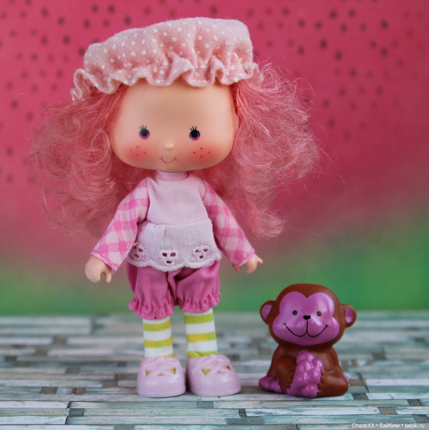 Мультяшки с нижней полочки: винтажные Клубнички Strawberry Shortcake от Кеннер