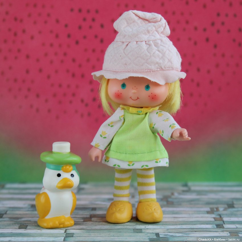 Мультяшки с нижней полочки: винтажные Клубнички Strawberry Shortcake от Кеннер