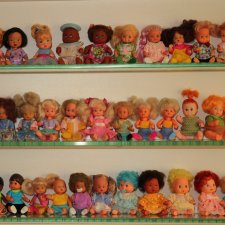 Витрины с мини-куклами. Часть 5: пупсятник