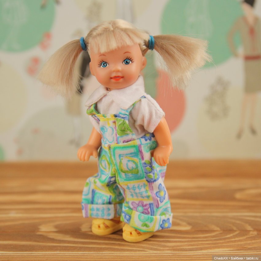 И ещё немного новеньких в моей коллекции мини кукол. Часть 2