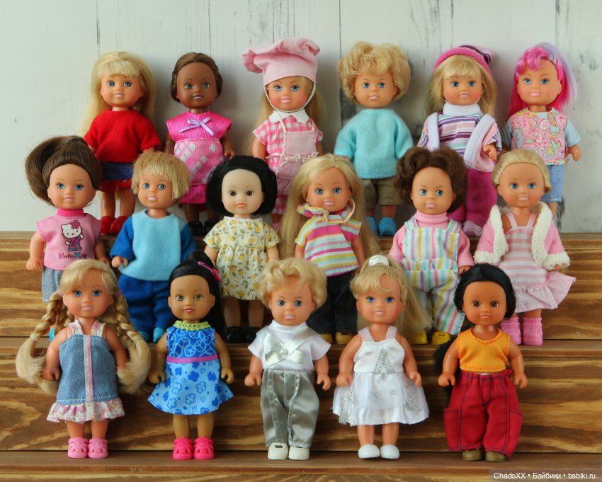 10 лет в хобби, 100-й топик, 1000 мини кукол. Показываю сразу всех мелких