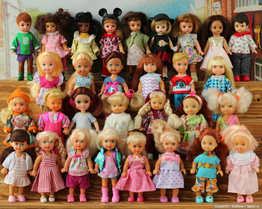 10 лет в хобби, 100-й топик, 1000 мини кукол. Показываю сразу всех мелких