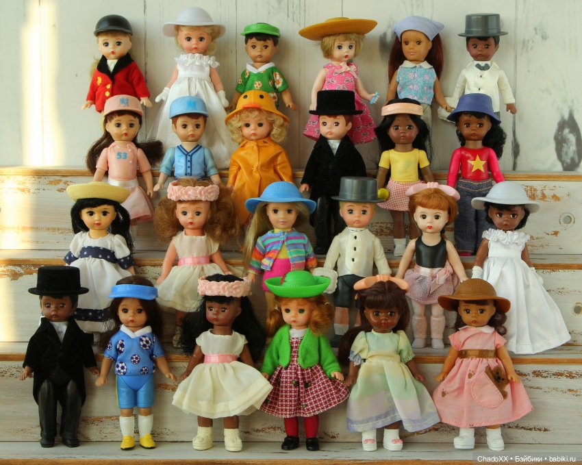 10 лет в хобби, 100-й топик, 1000 мини кукол. Показываю сразу всех мелких