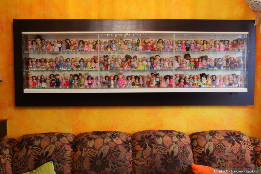 Сразу две витринки с "прочим-прочим" мини кукольным (фото 6)