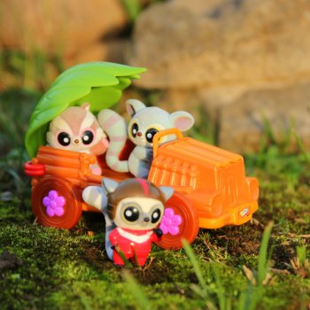 Летние прогулки Юху и друзей