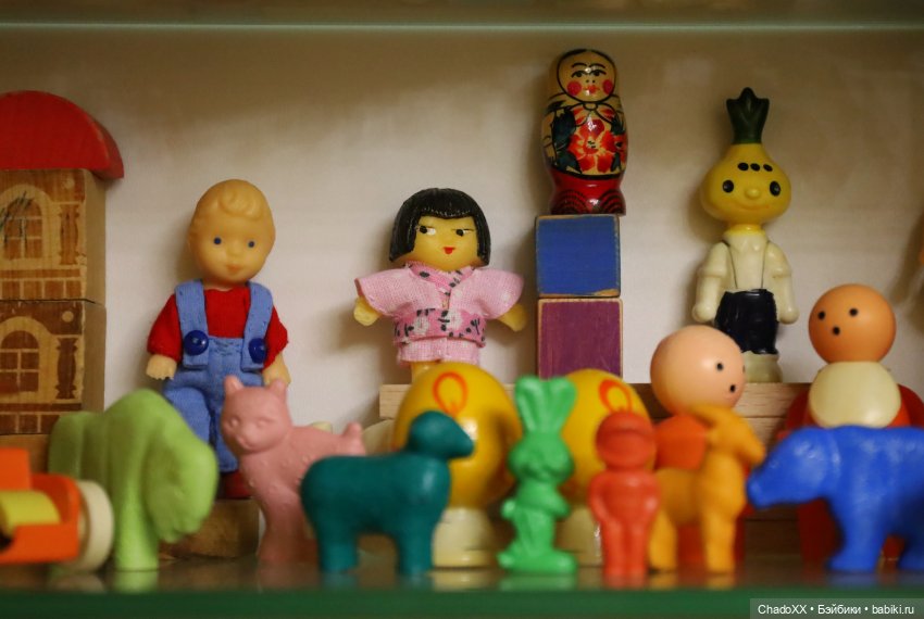 Ребята и зверята, шкаф №1 - мелкие игрушечки из СССР