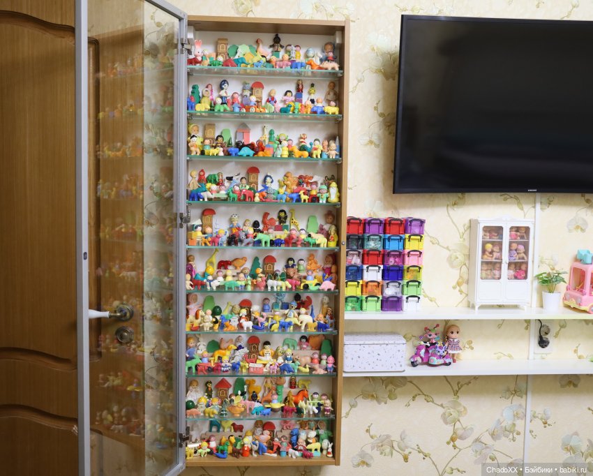 Ребята и зверята, шкаф №1 - мелкие игрушечки из СССР (фото 2)