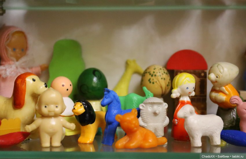 Ребята и зверята, шкаф №1 - мелкие игрушечки из СССР