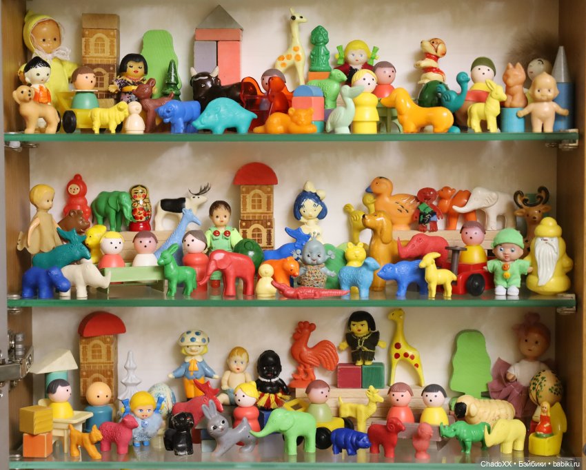 Ребята и зверята, шкаф №1 - мелкие игрушечки из СССР (фото 6)