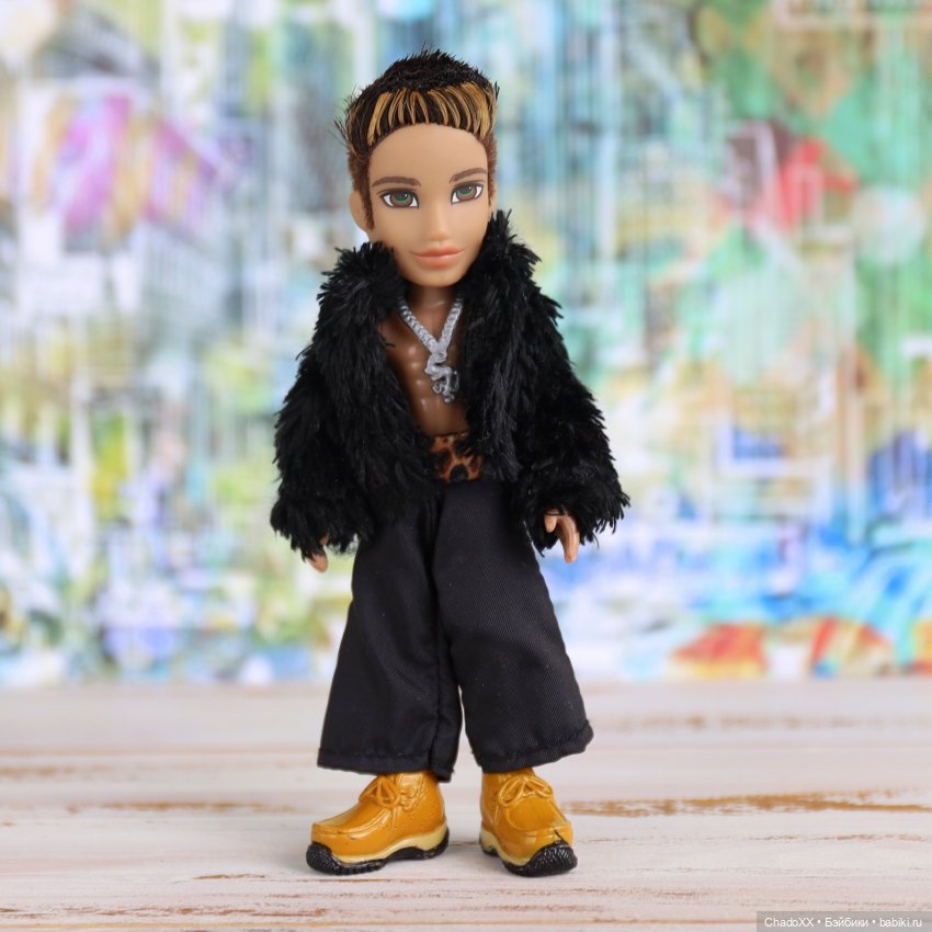 Я надену всё лучшее сразу - крошечные модники Lil' Bratz