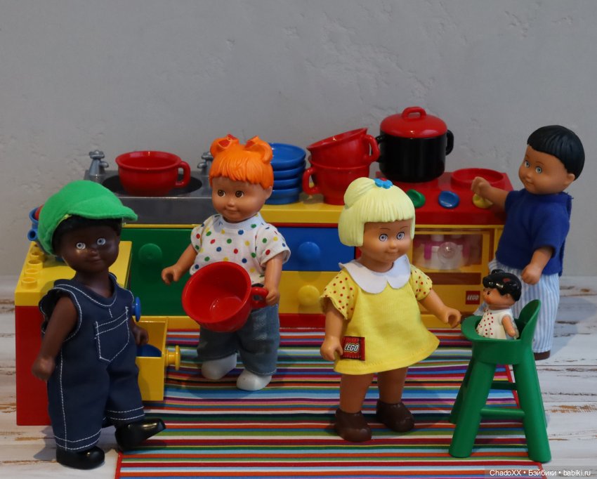 Мои лЕгушки Lego Duplo dolls - часть 5 - Играем и гуляем (фото 3)