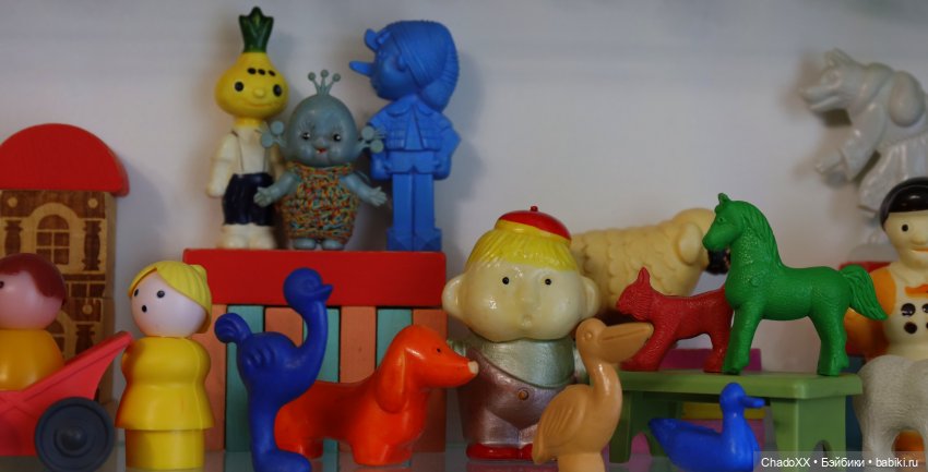 Ребята и зверята из СССР - у нас снова выставка в витринке