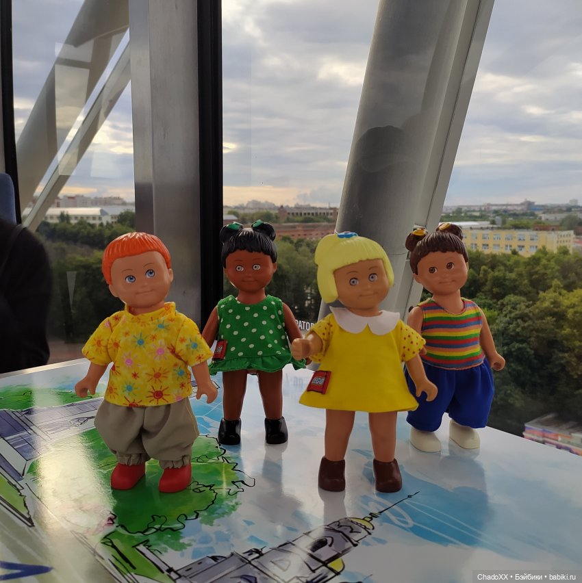 Мои лЕгушки Lego Duplo dolls - часть 5 - Играем и гуляем (фото 6)