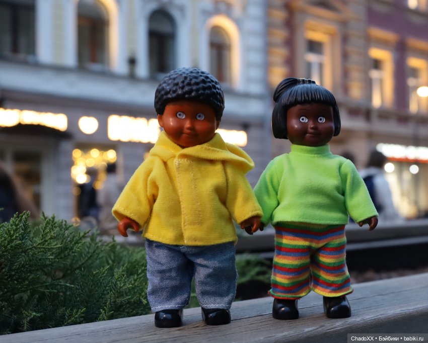 Мои лЕгушки Lego Duplo dolls - часть 5 - Играем и гуляем