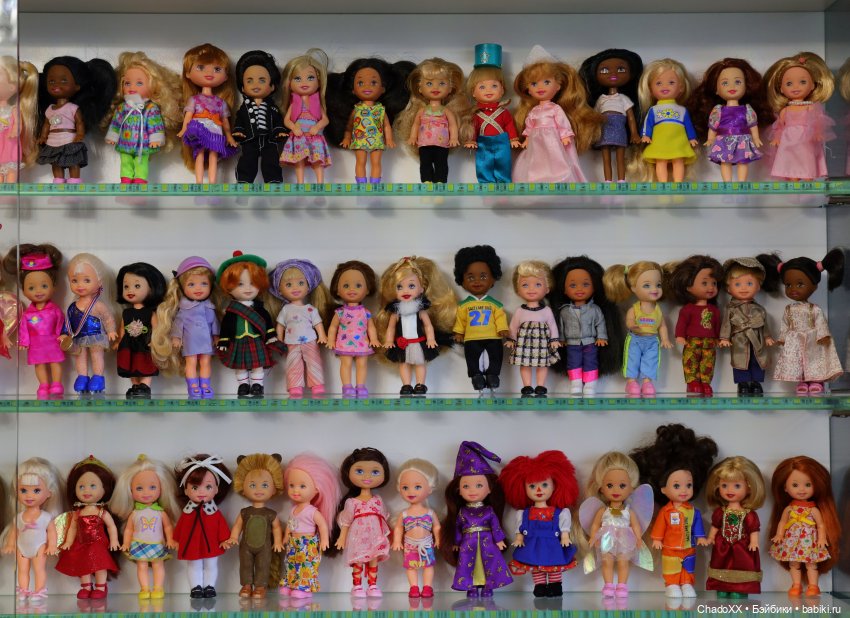 Большая витринка с малышками Келли Маттел (фото 4)