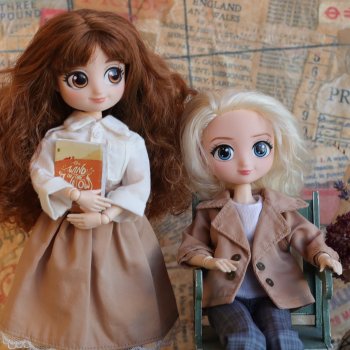 Глазастые подружки