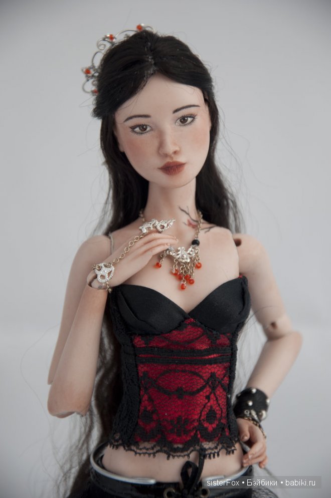 Шарнирная фарфоровая кукла от SysterFox Сакура