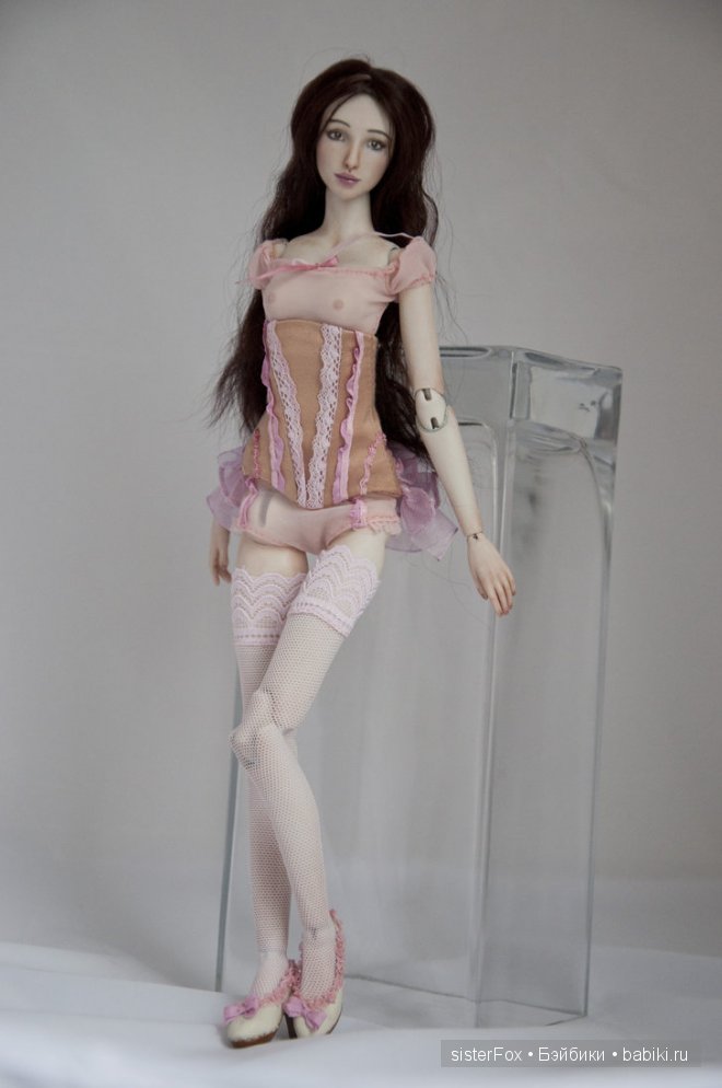 шарнирная фарфоровая кукла от SisterFox Аминат