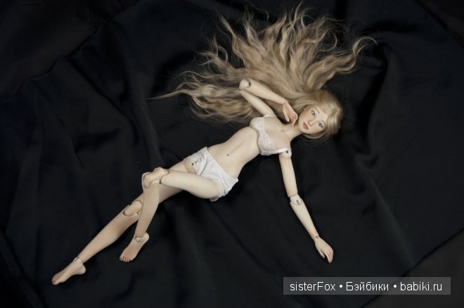 шарнирная фарфоровая кукла от SisterFox Мирослава