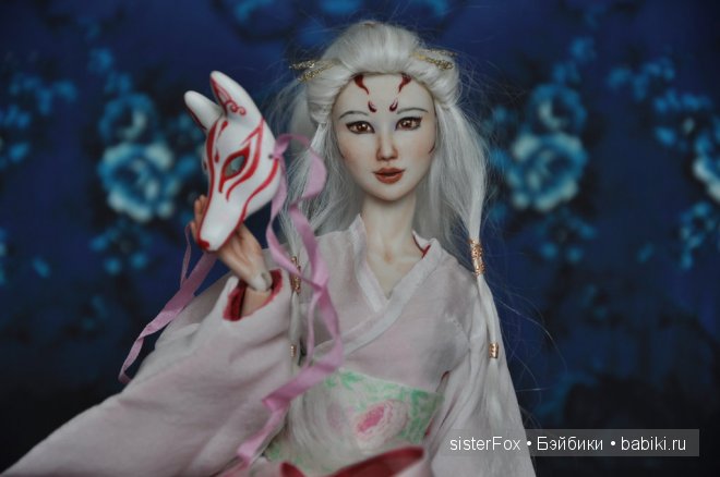 шарнирная фарфоровая кукла от SisterFox Кицуне