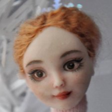 Мини-куколка в смешанной технике Балеринка