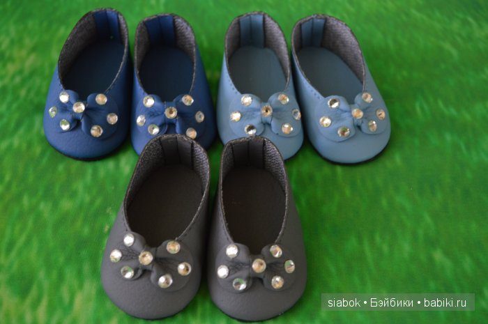 Я по-прежнему вязала....да вот опять не довязала))