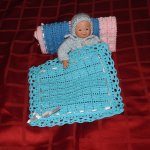 Вязаные пледы крючком для любимых кукол. Часть 2.
