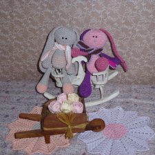 Мои новые вязаные зайчики: Роза и Тимофей II