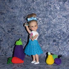 Авторское вязаное платье на кукол Паола Рейна мини 21 см (Paola Reina mini - 21 cm)