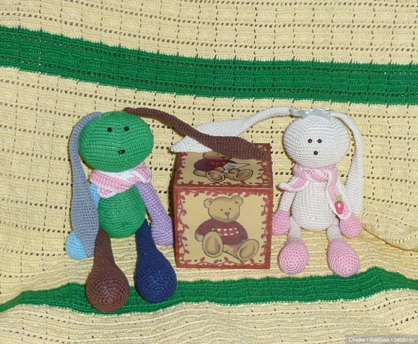 "Вспоминая прошлое" или Мои авторские работы - Вязаные зайцы - зайчики