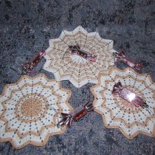 "Песчаный Берег" - набор из 5 вязаных салфеток