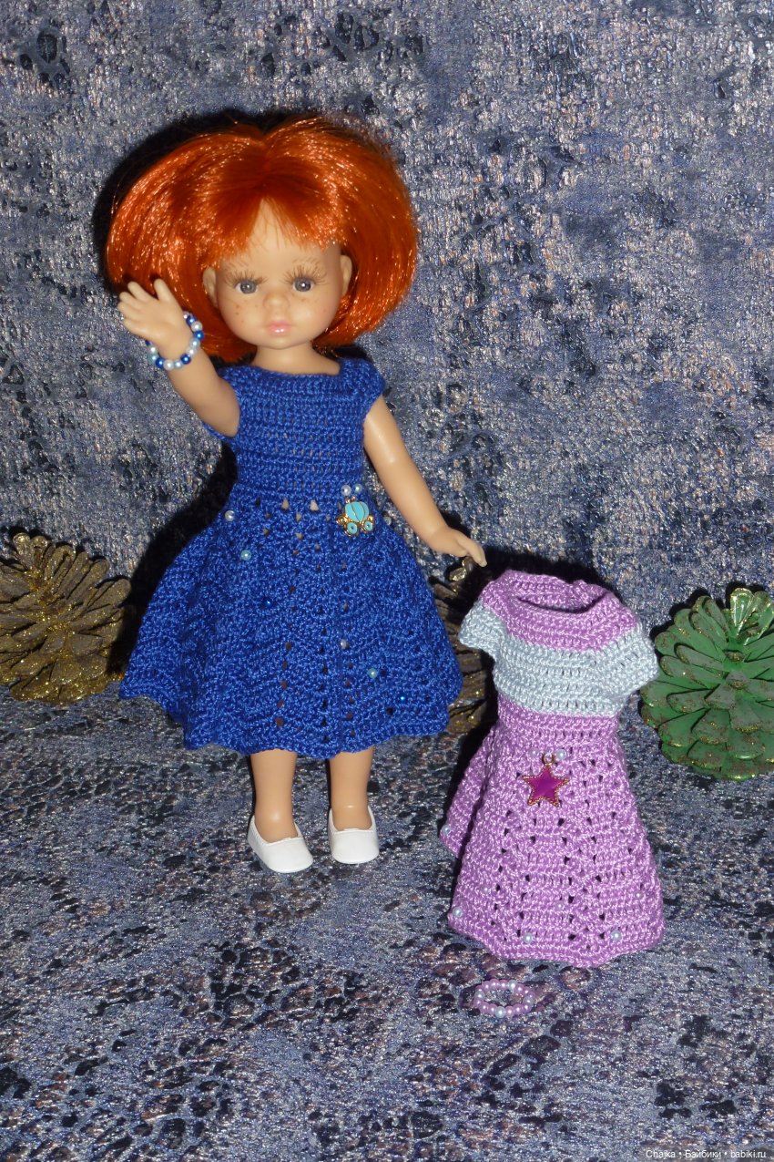 Авторское вязаное платье на кукол Паола Рейна мини 21 см «12-е Свидание»
