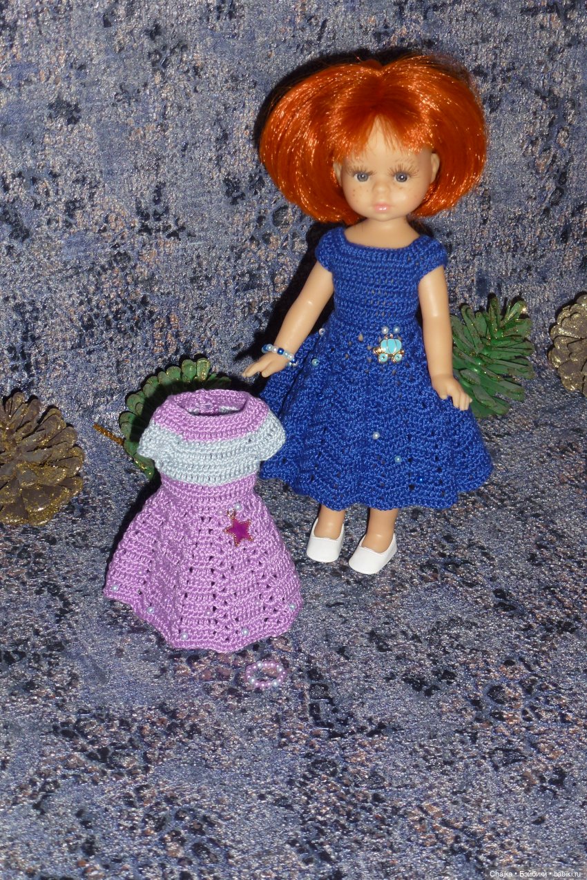 Авторское вязаное платье на кукол Паола Рейна мини 21 см «12-е Свидание»