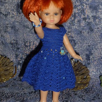 Авторское вязаное платье на кукол Паола Рейна мини 21 см «12-е Свидание»