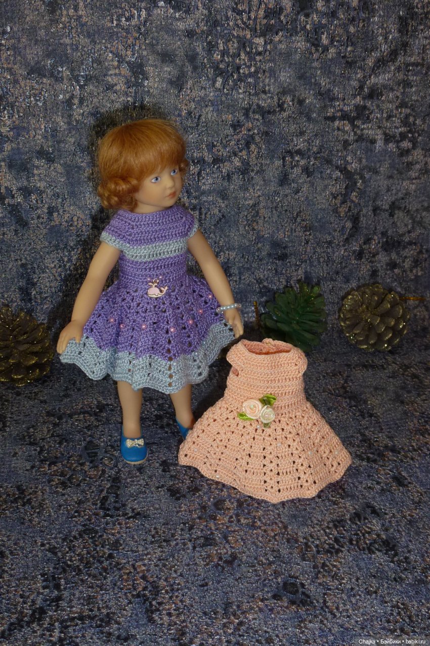 Вязаное платье «Розовый кит» на кукол Хейди Плюсчок 22 см ( Heidi Plusczok 22 см )