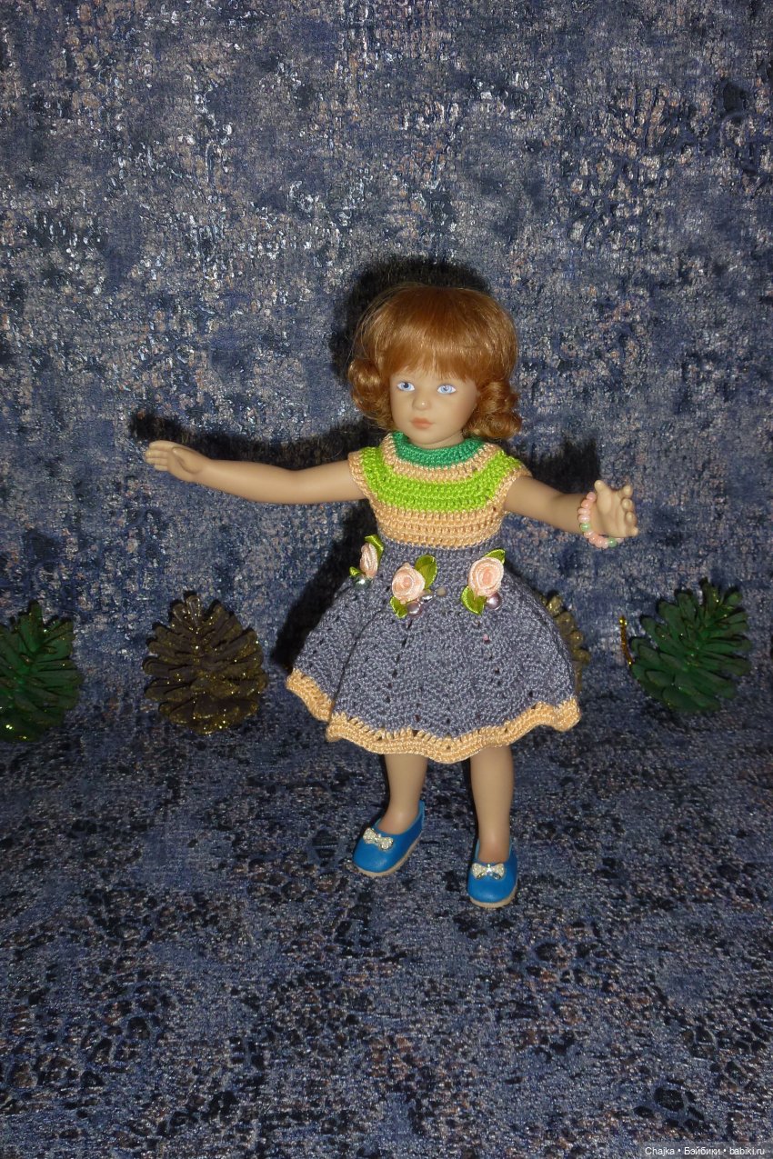 Вязаное платье «Персиковый Звон» на кукол Хейди Плюсчок 22 см ( Heidi Plusczok 22 см ) (фото 7)