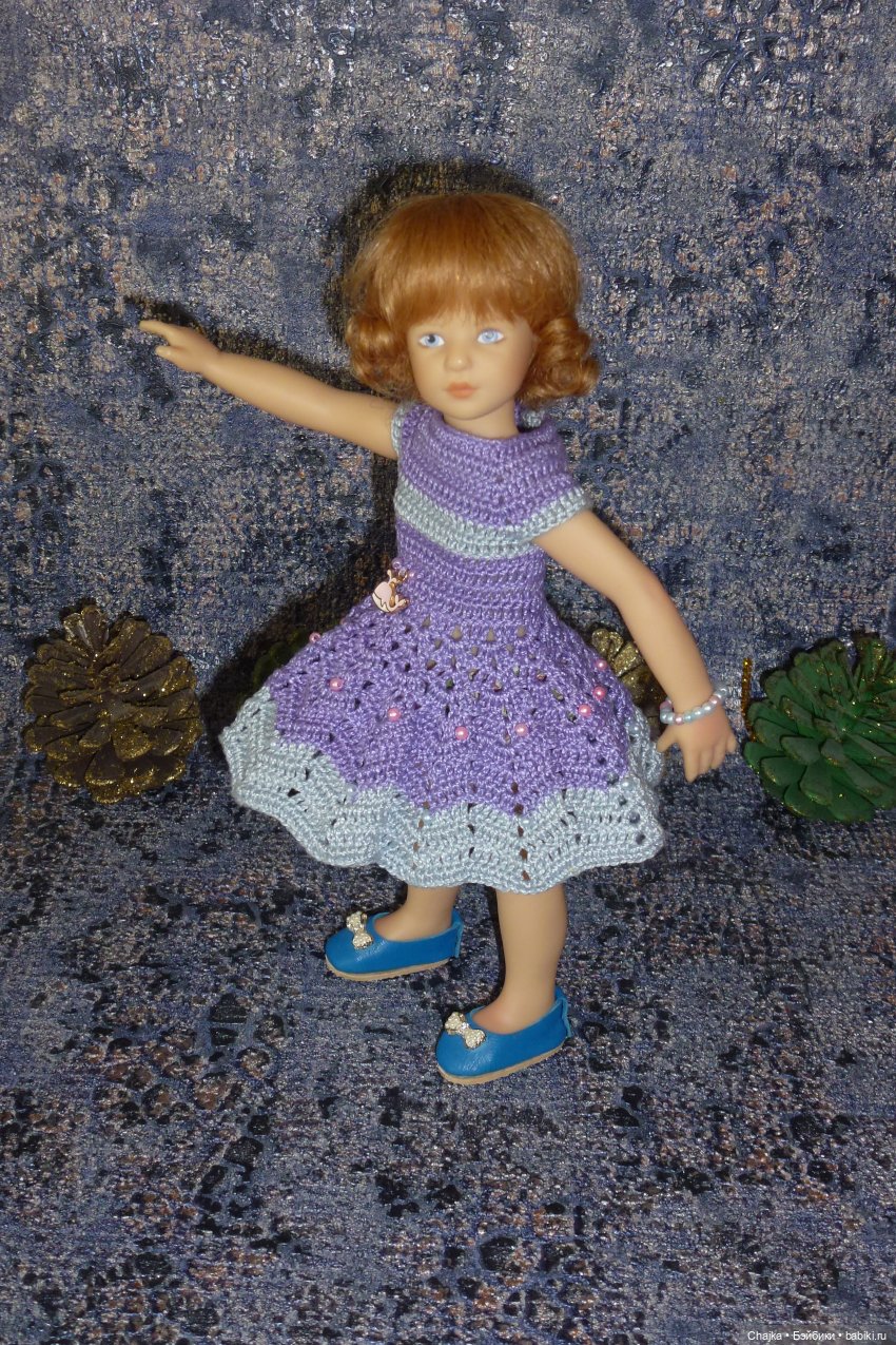 Вязаное платье «Розовый кит» на кукол Хейди Плюсчок 22 см ( Heidi Plusczok 22 см ) (фото 4)