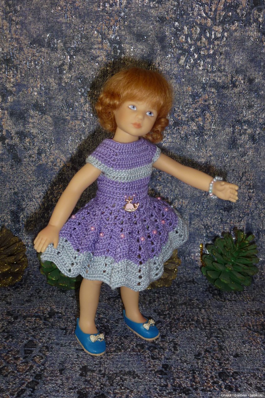 Вязаное платье «Розовый кит» на кукол Хейди Плюсчок 22 см ( Heidi Plusczok 22 см ) (фото 2)