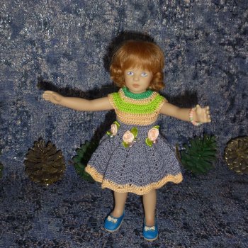 Вязаное платье «Персиковый Звон» на кукол Хейди Плюсчок 22 см ( Heidi Plusczok 22 см )