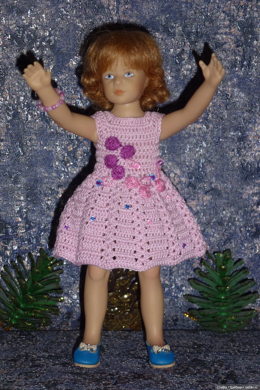 Вязаное платье «Розы» на кукол Хейди Плюсчок 22 см ( Heidi Plusczok 22 см ) (фото 2)