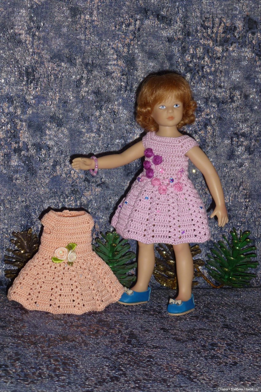 Вязаное платье «Розы» на кукол Хейди Плюсчок 22 см ( Heidi Plusczok 22 см ) (фото 10)